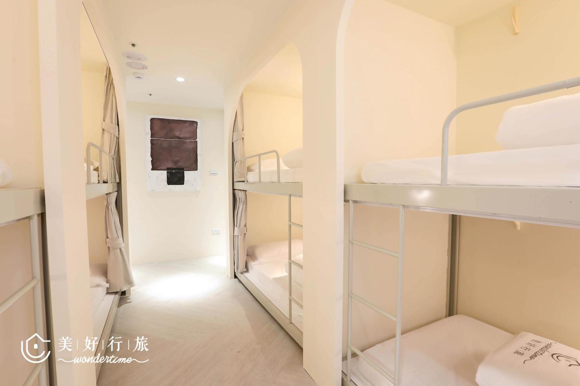 Wondertime3- Hankou' Inn 'Taipei Main Station Bagian luar foto