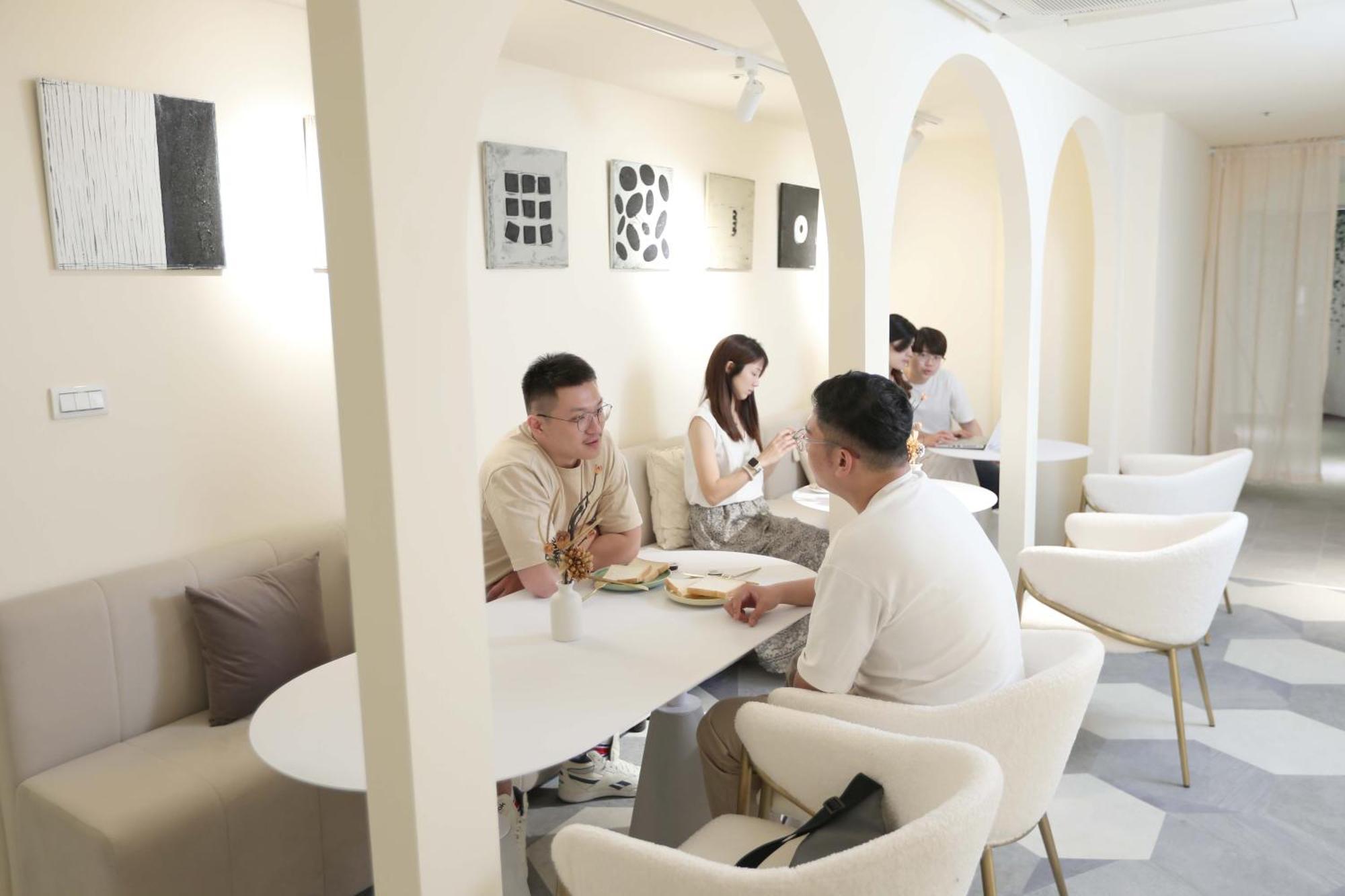 Wondertime3- Hankou' Inn 'Taipei Main Station Bagian luar foto