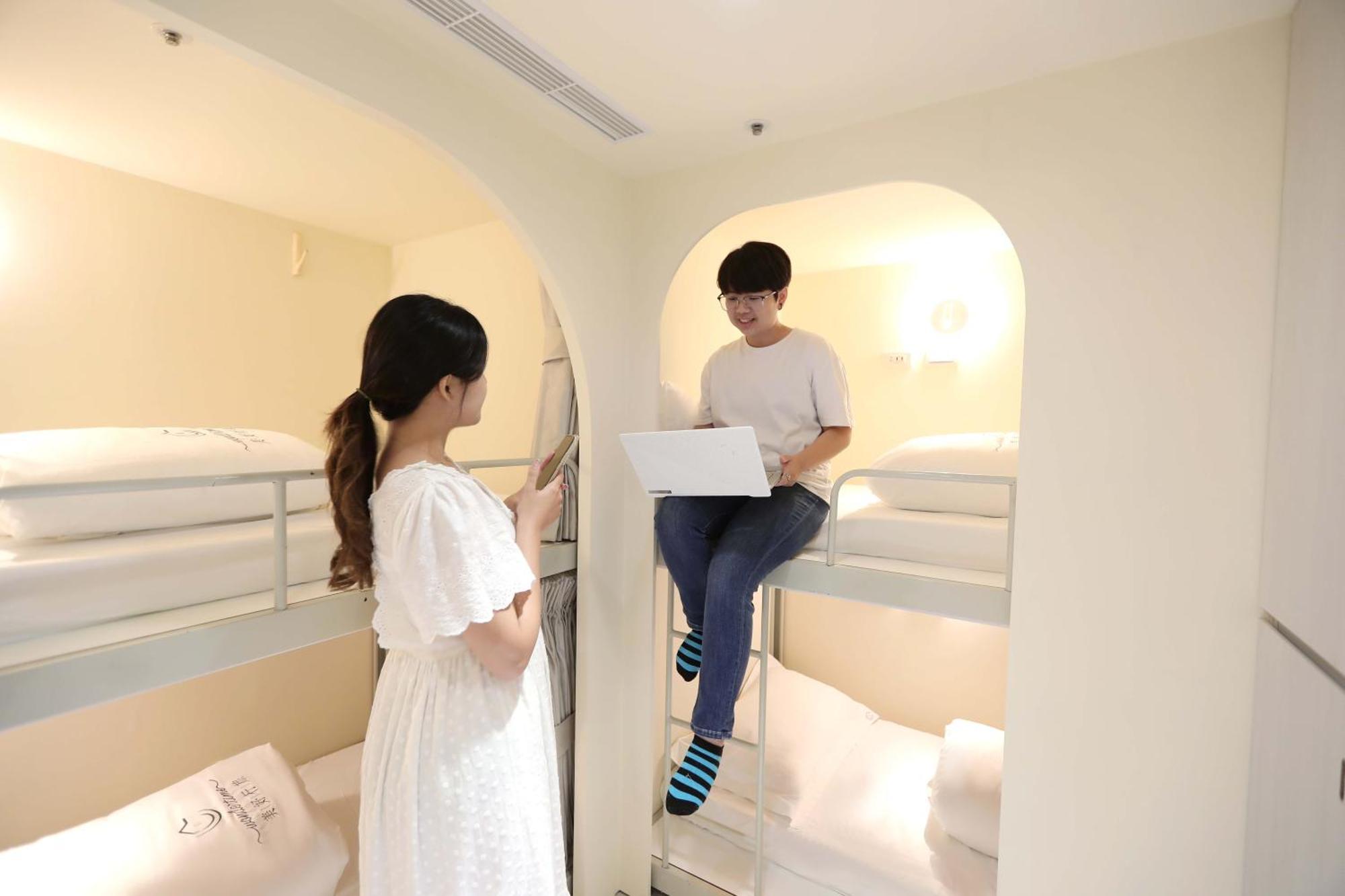 Wondertime3- Hankou' Inn 'Taipei Main Station Bagian luar foto